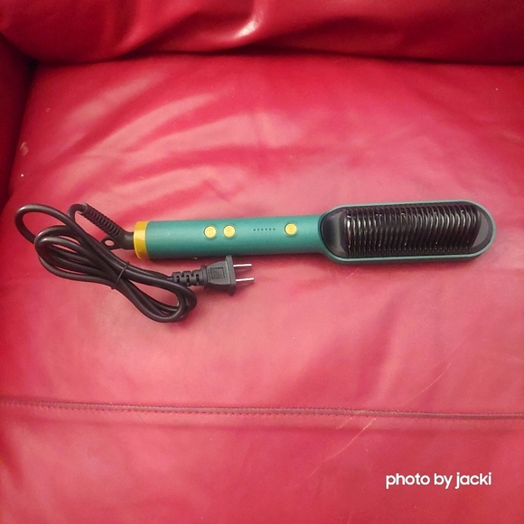 Straight Curler, Green - Picture 1 of 7